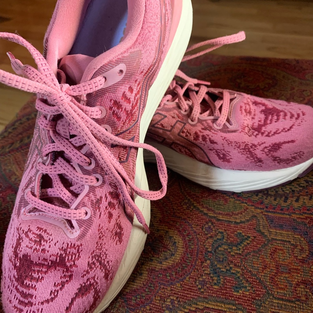 Asics gel women’s size 8.5